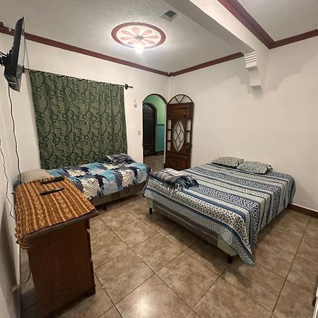 Отель Casa Don Nico Сан-Хуан-ла-Лагуна Экстерьер фото